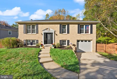 15632 Northgate Drive, Montclair, VA MLS: VAPW2107038