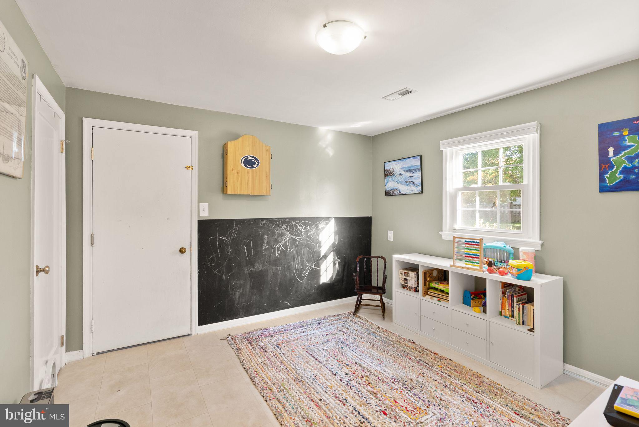 MONTCLAIR - Residential