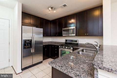 Townhouse For Rent - 11928 Little Seneca Parkway #2481<br/> CLARKSBURG, MD 20871