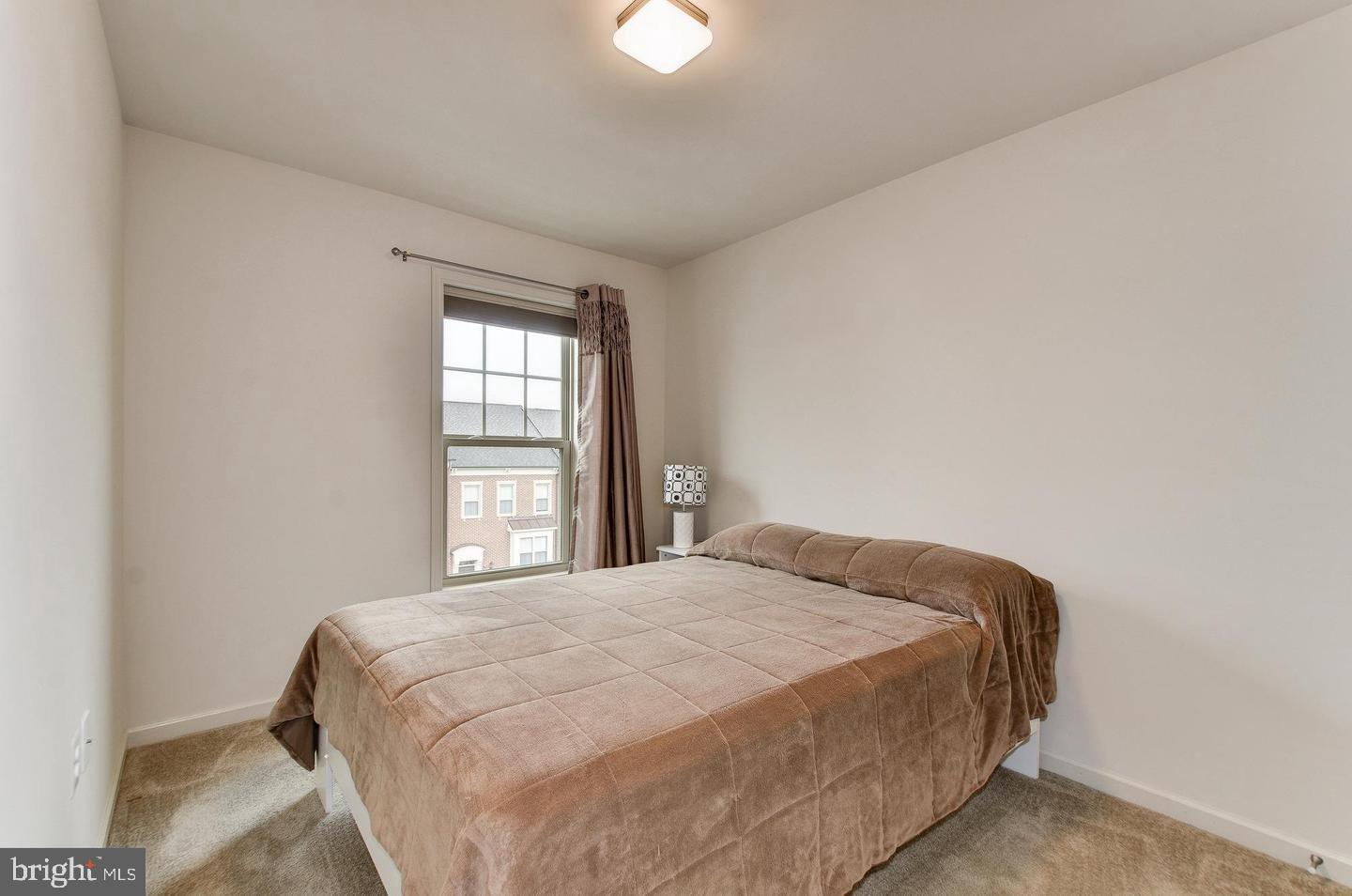 POPLAR RUN - Residential Lease