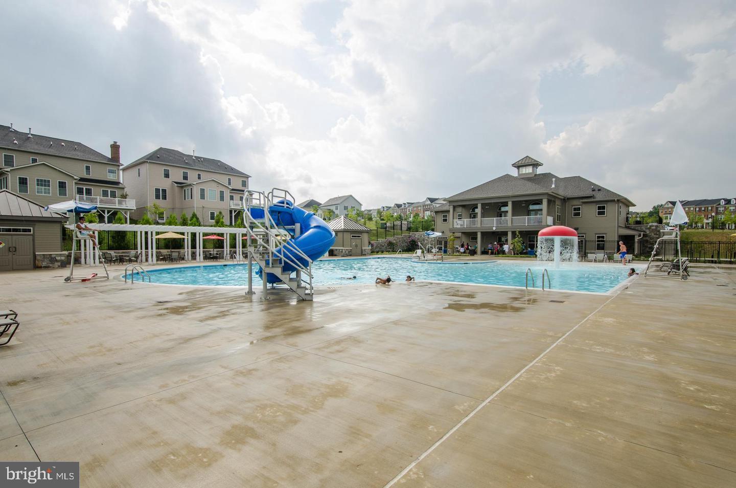 POPLAR RUN - Residential Lease