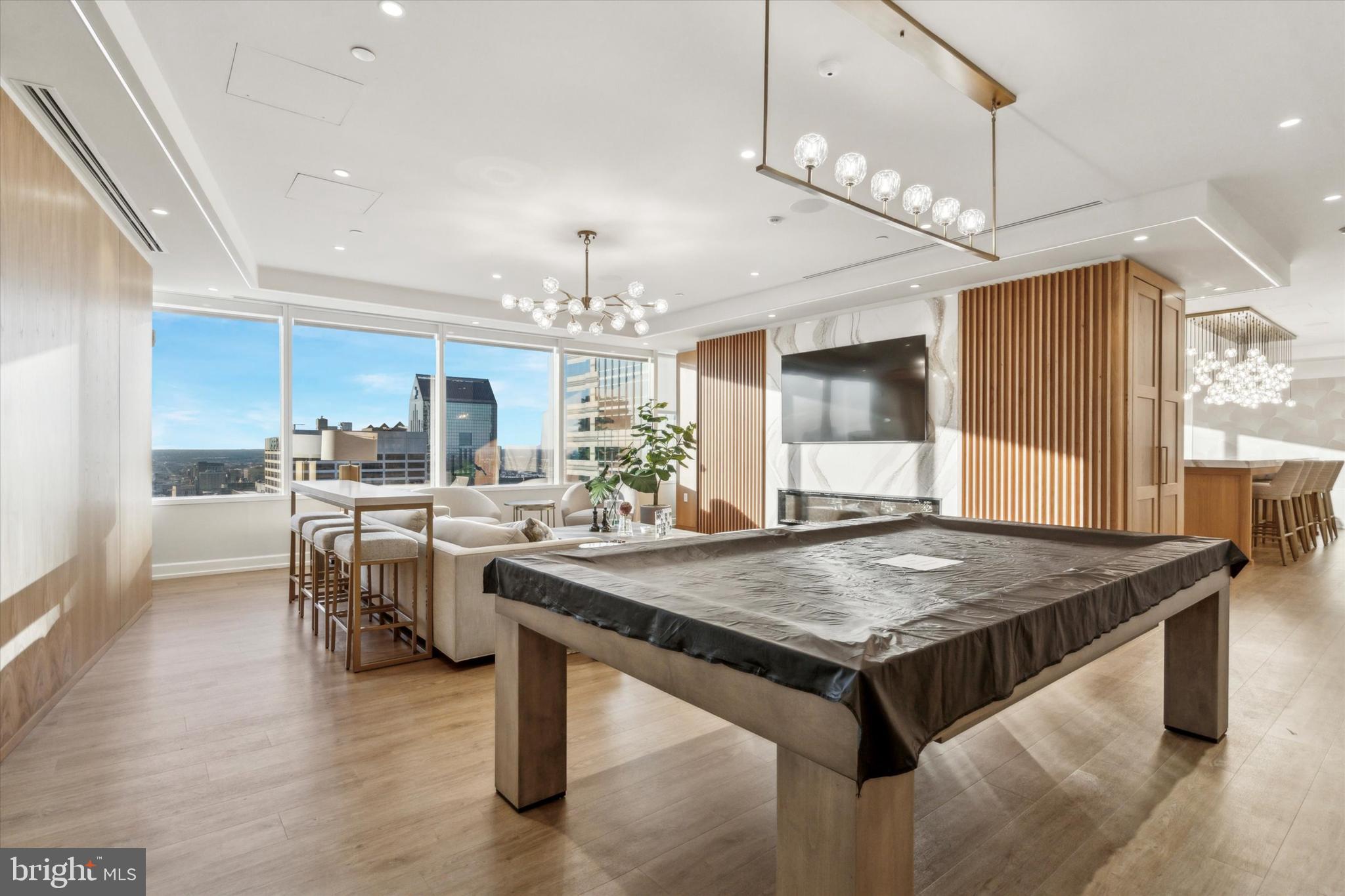 RITTENHOUSE SQUARE - Residential Lease