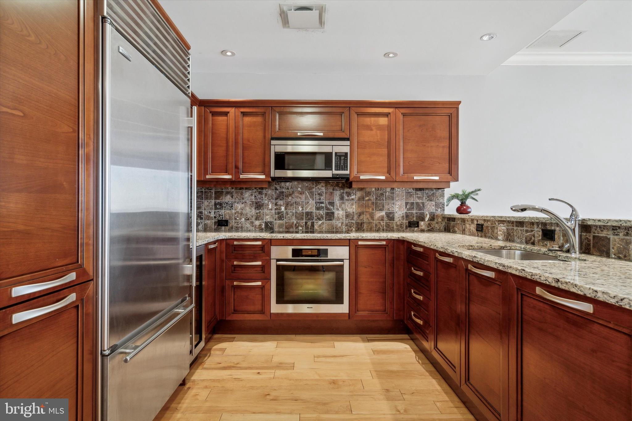 RITTENHOUSE SQUARE - Residential Lease