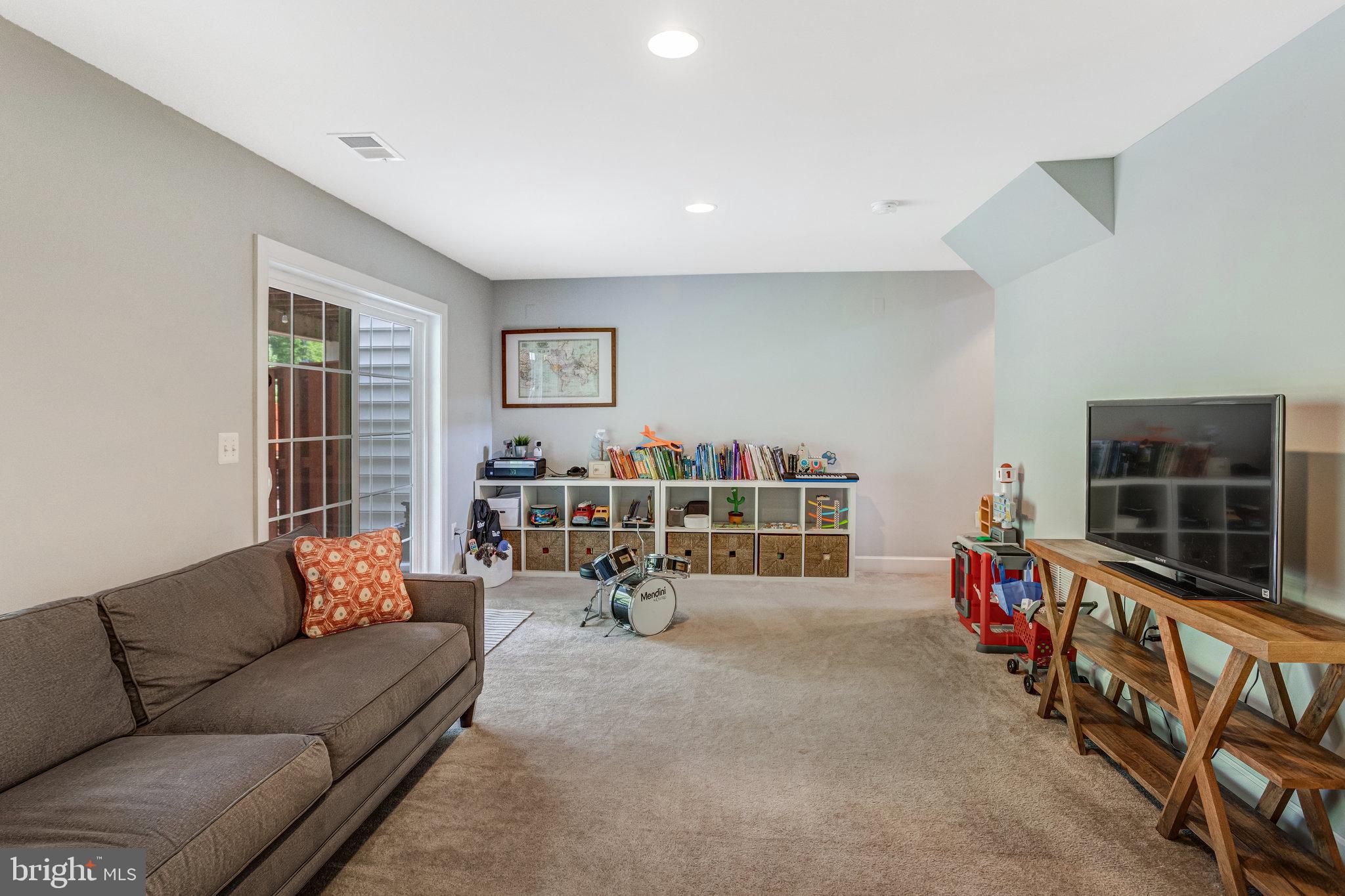 POWELLS LANDING - Residential