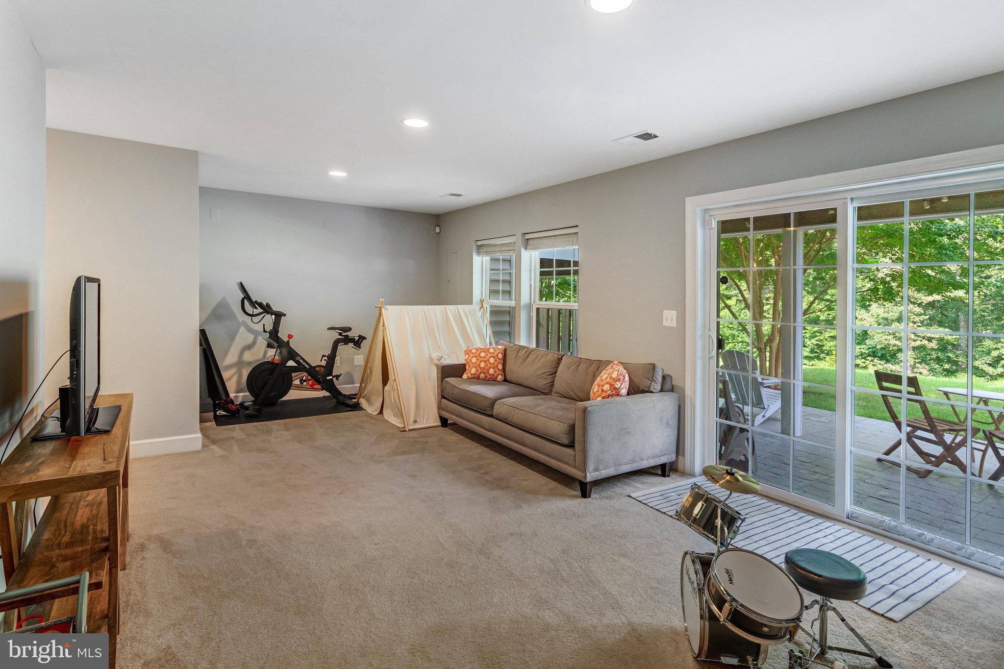 POWELLS LANDING - Residential