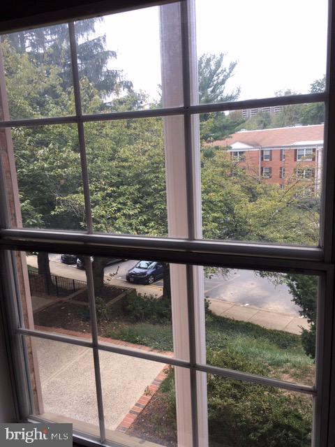 THE COLONIES - Residential Lease