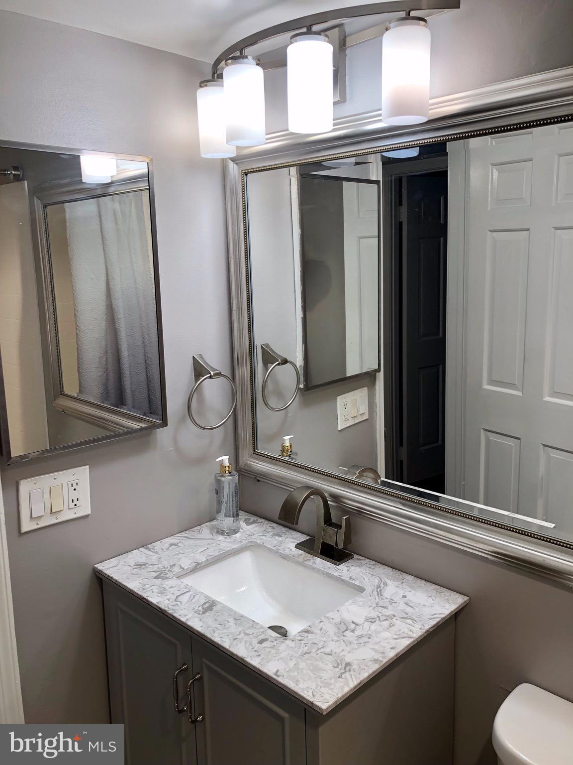 THE COLONIES - Residential Lease