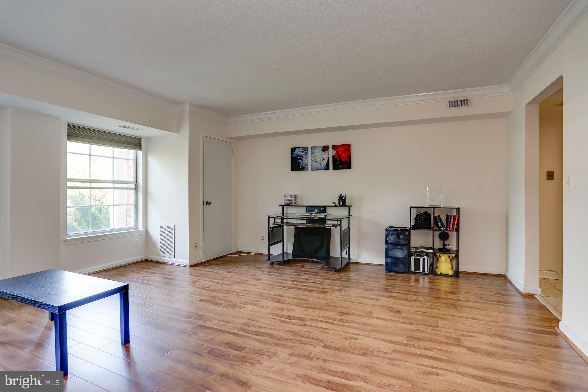 THE COLONIES - Residential Lease