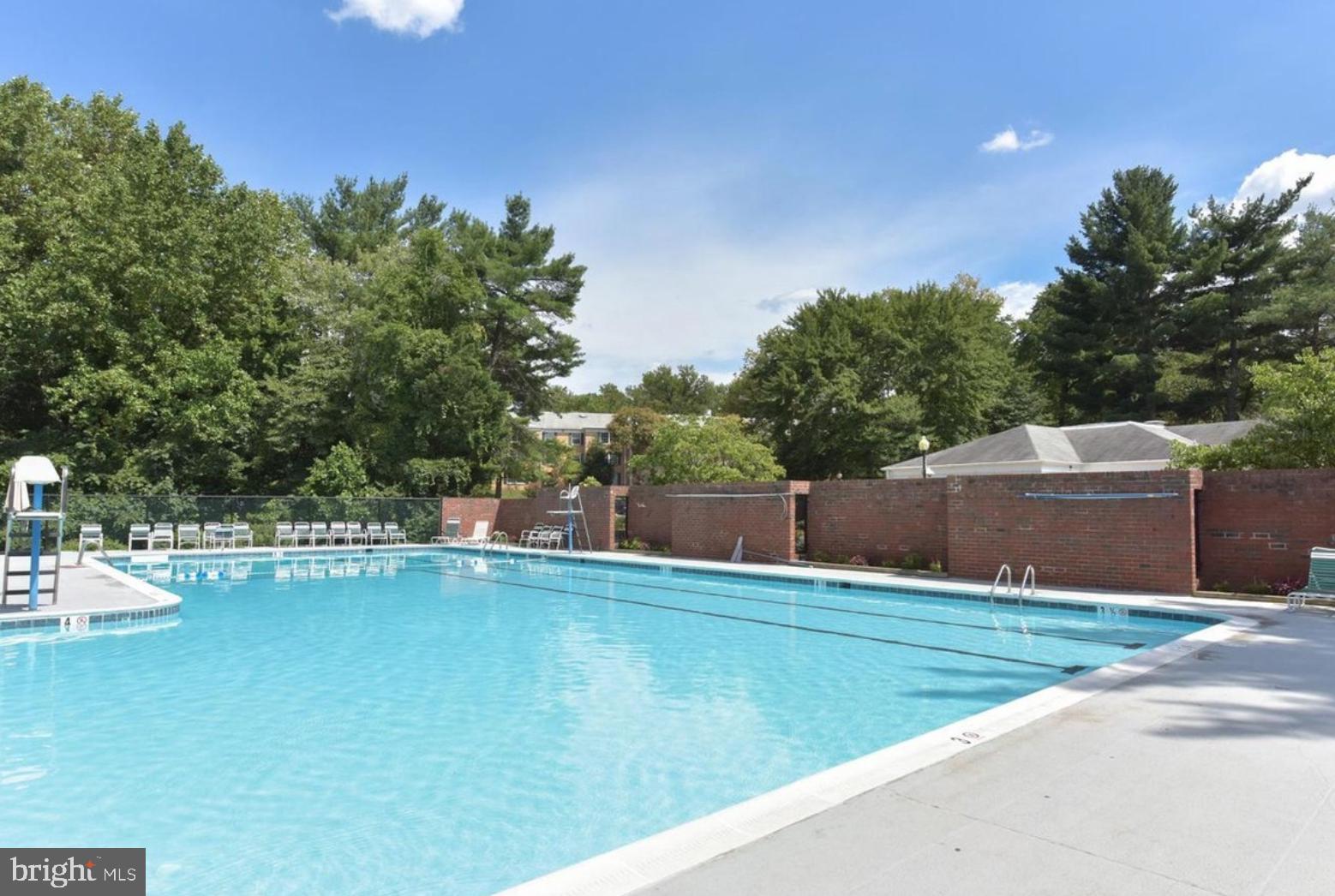 THE COLONIES - Residential Lease