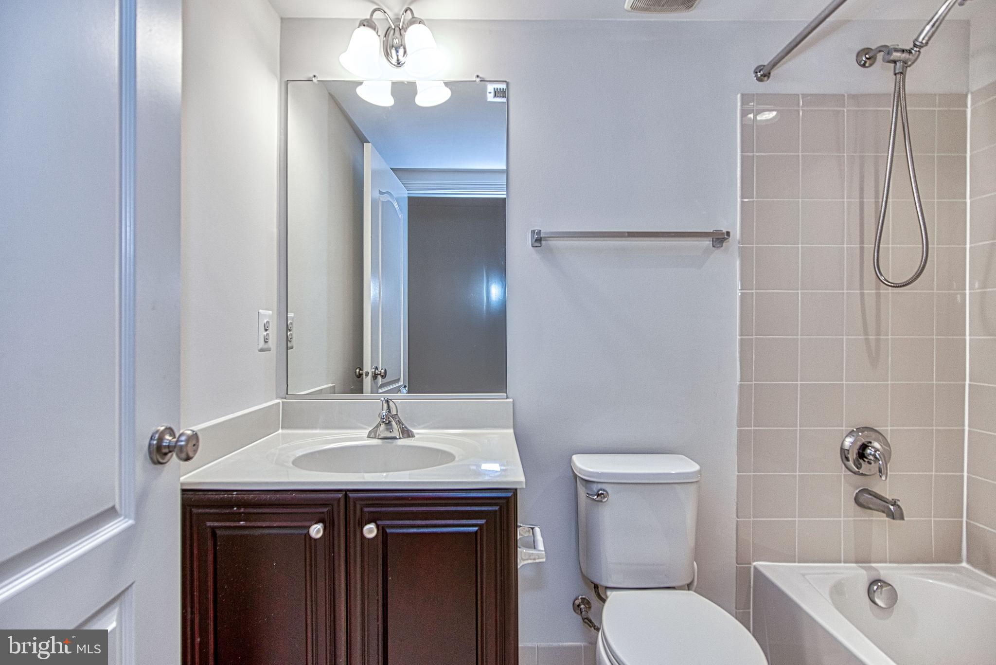 PURCELLVILLE - Residential Lease