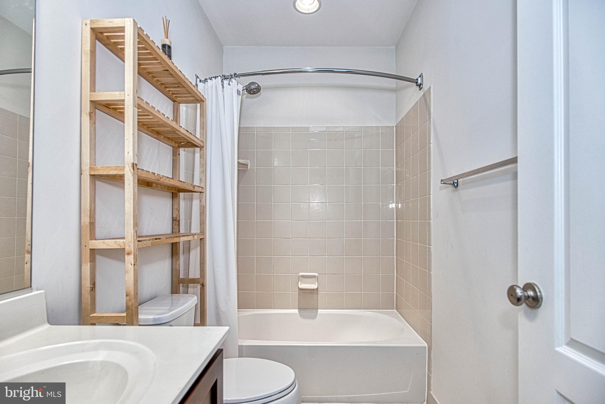 PURCELLVILLE - Residential Lease