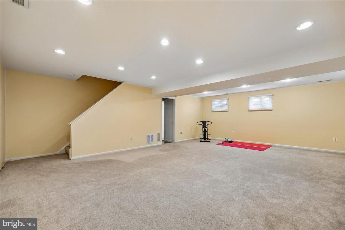 WEST RIDING - Residential