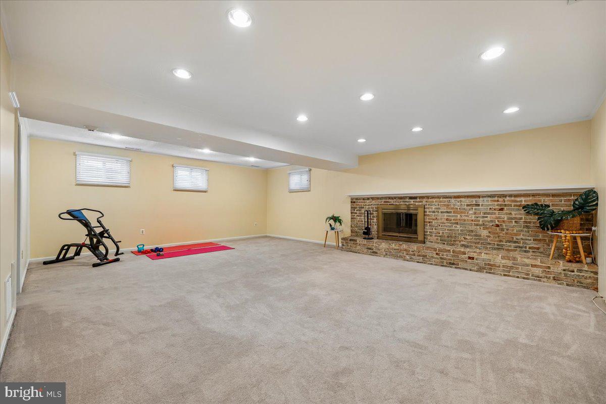 WEST RIDING - Residential