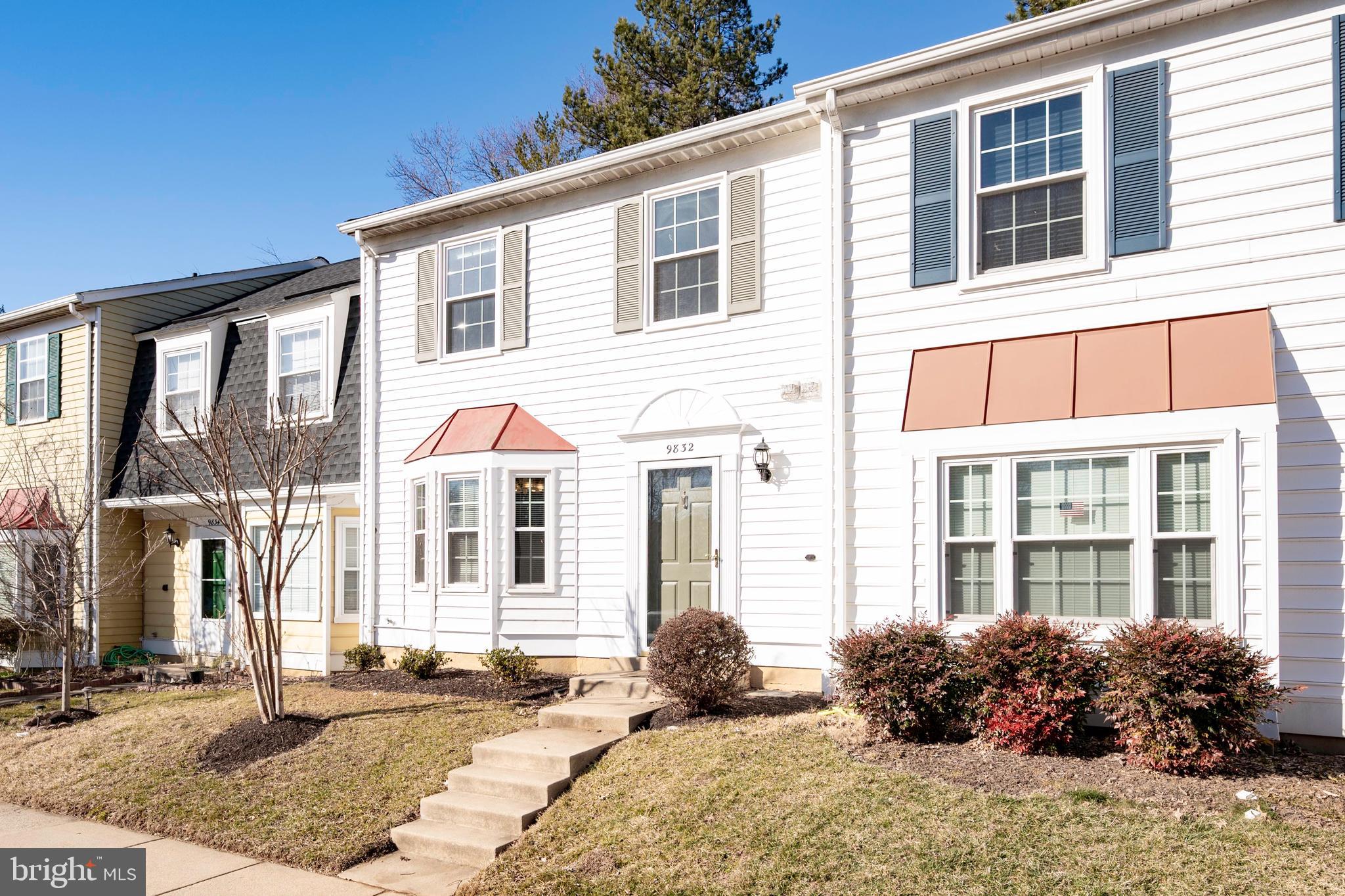 9832 OAKDALE WOODS COURT