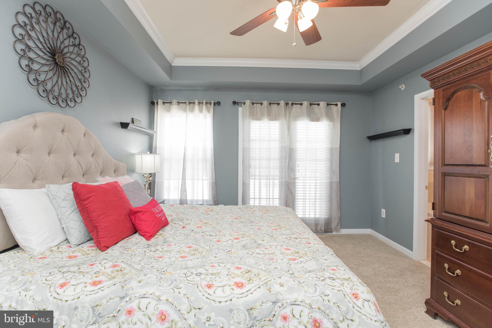 THE TOWNES AT VILLAGE PLACE - Residential