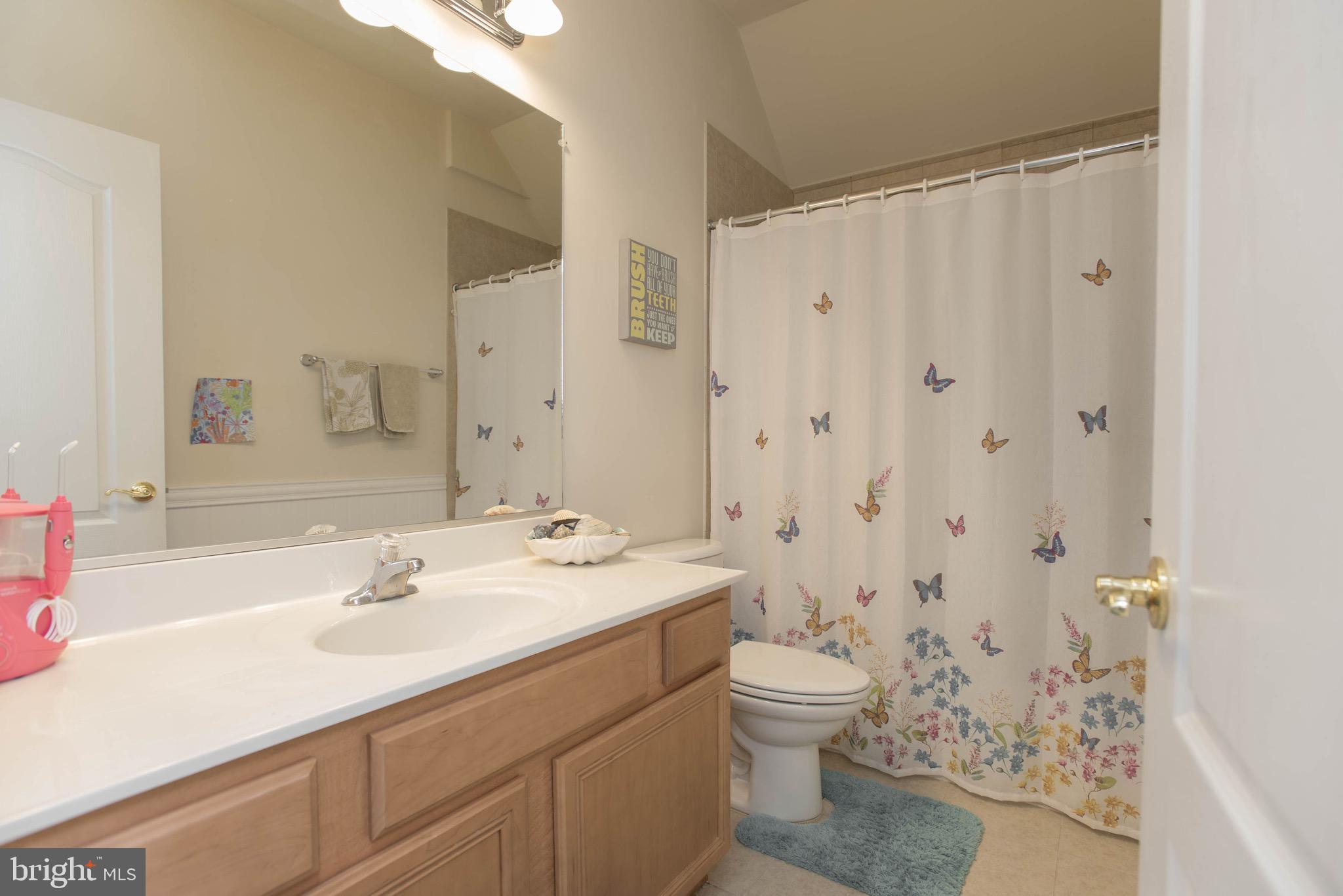 THE TOWNES AT VILLAGE PLACE - Residential