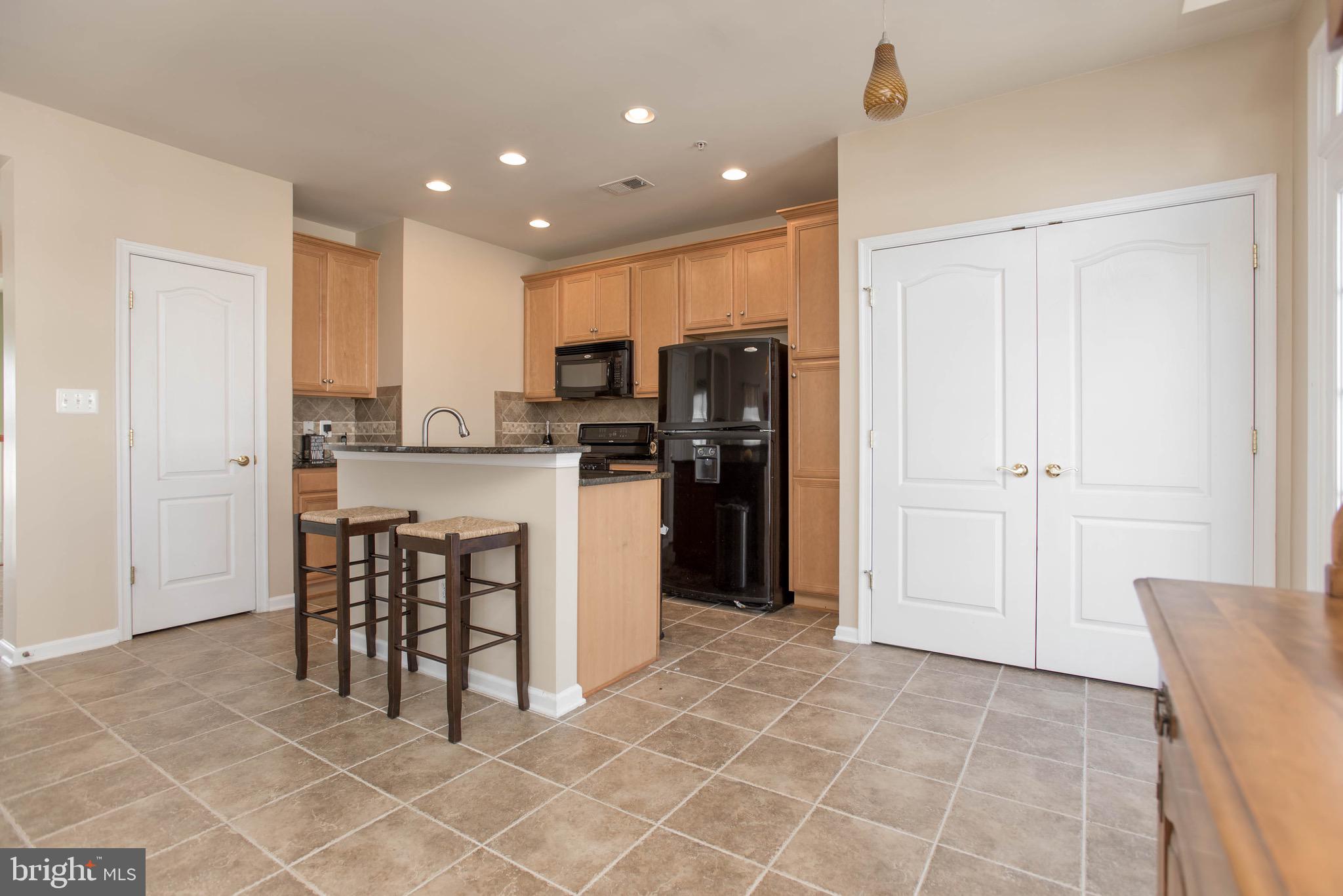 THE TOWNES AT VILLAGE PLACE - Residential