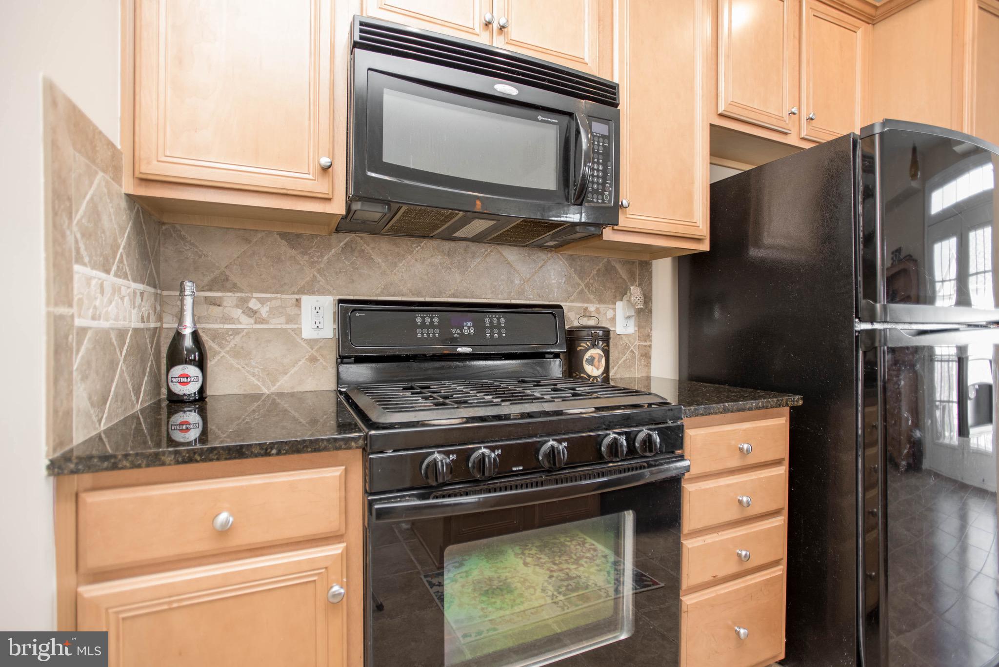 THE TOWNES AT VILLAGE PLACE - Residential