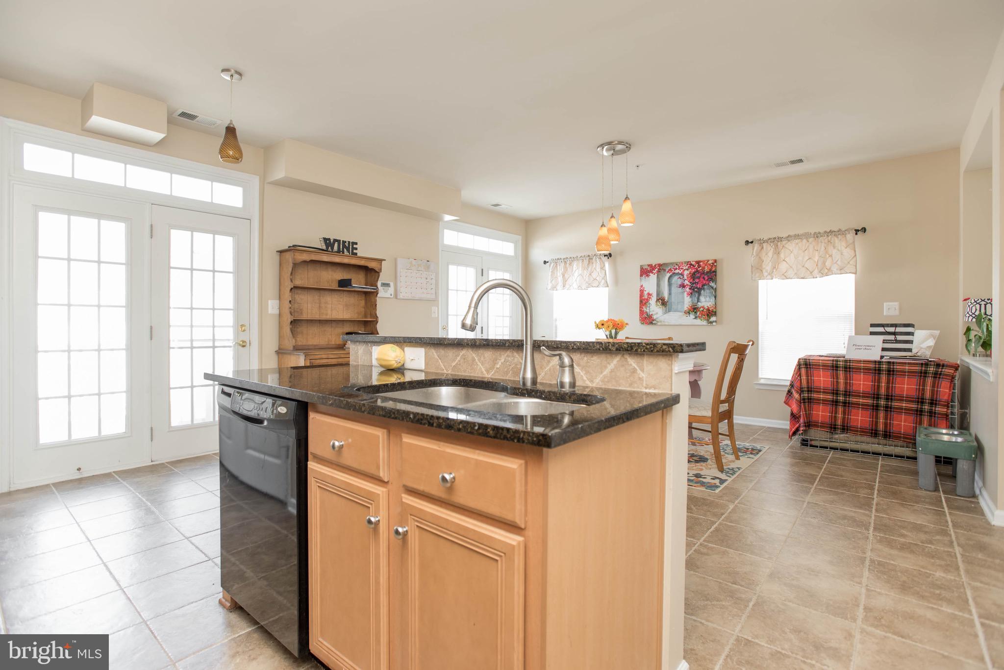 THE TOWNES AT VILLAGE PLACE - Residential