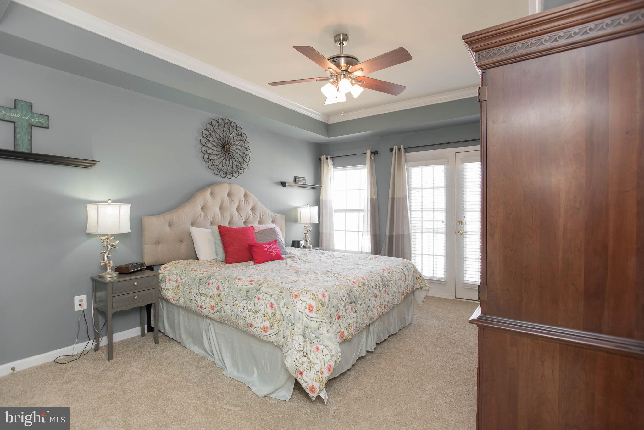 THE TOWNES AT VILLAGE PLACE - Residential