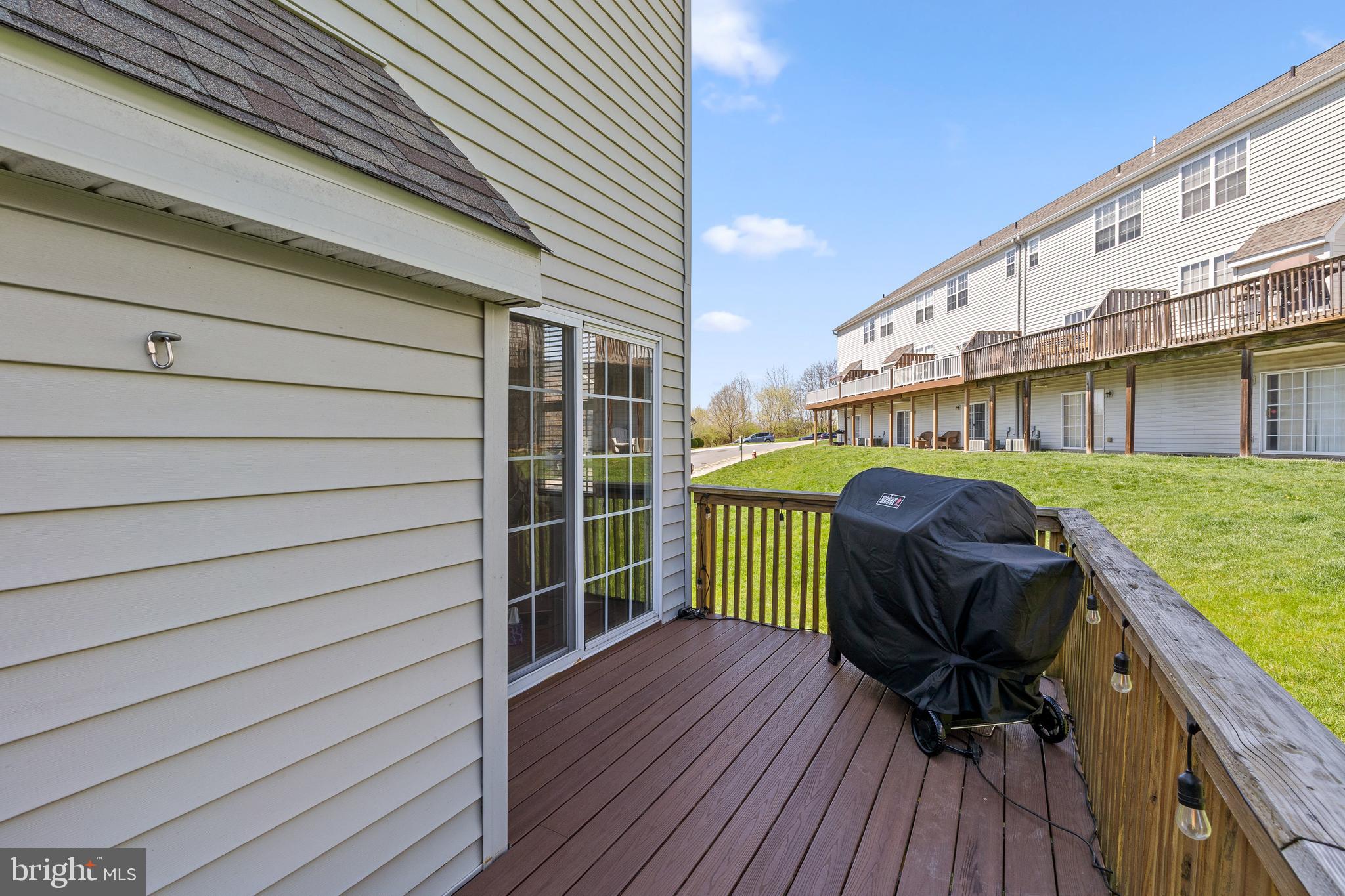 FRENCH CREEK TOWNH - Residential