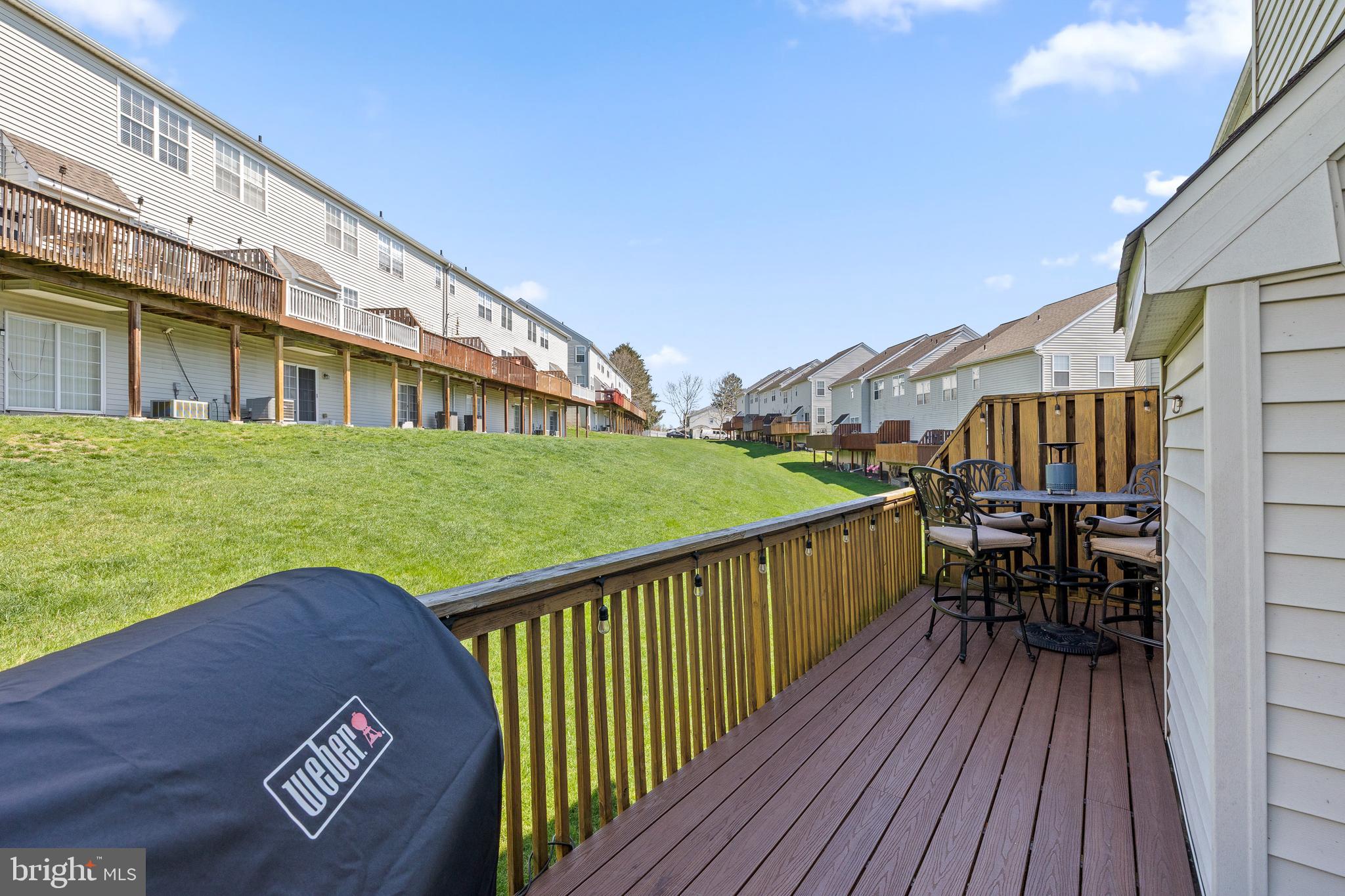 FRENCH CREEK TOWNH - Residential