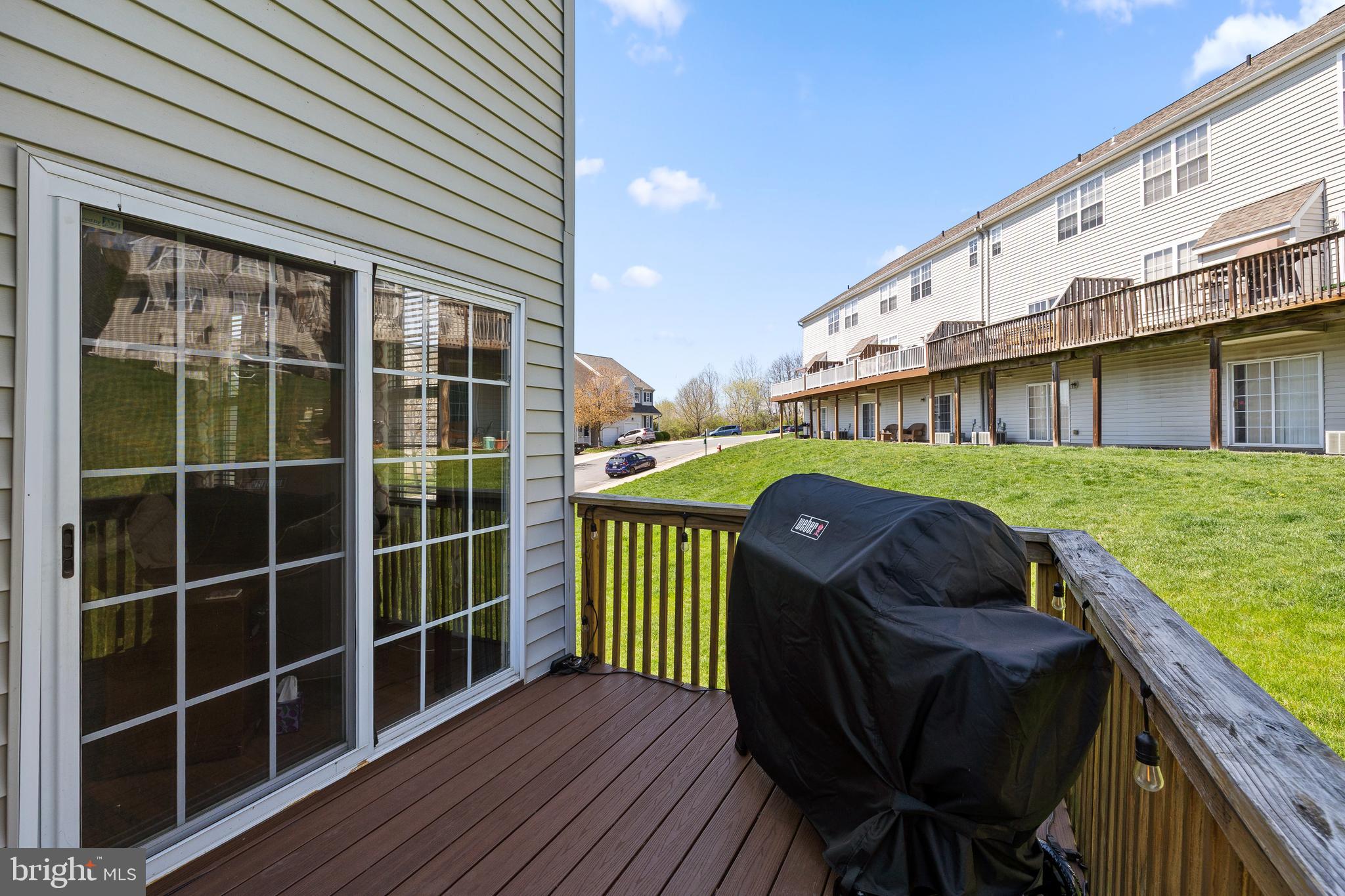 FRENCH CREEK TOWNH - Residential