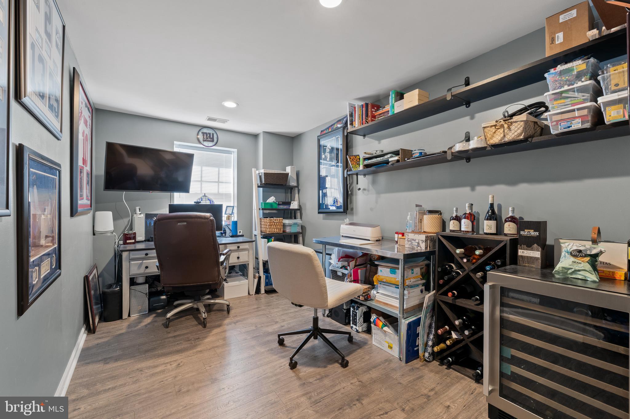 FRENCH CREEK TOWNH - Residential