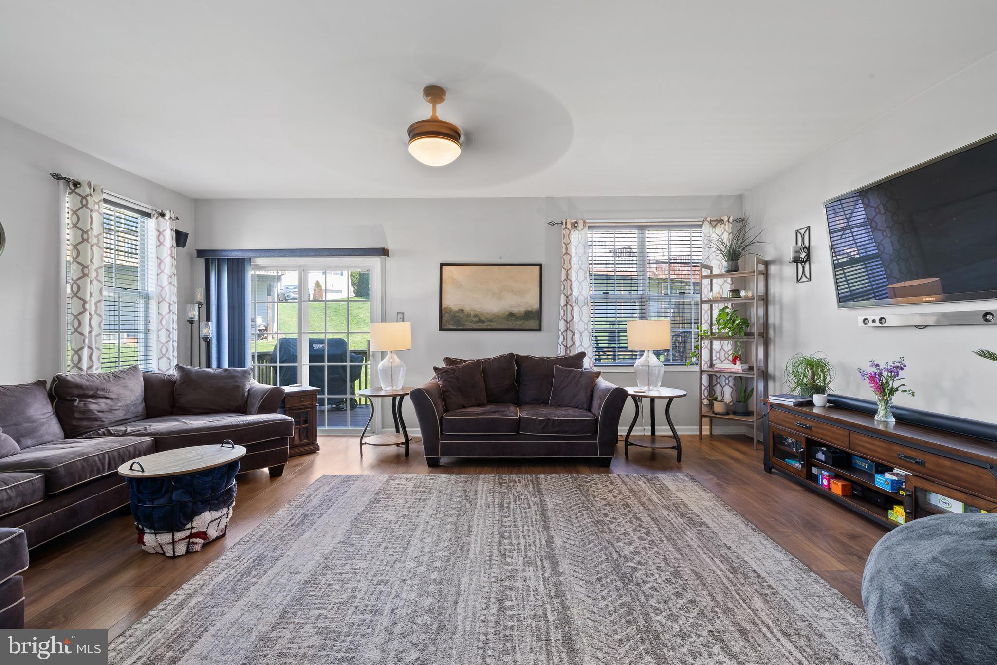 FRENCH CREEK TOWNH - Residential