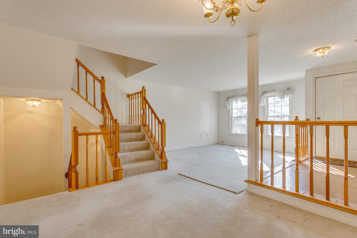 LAKE RIDGE - Residential