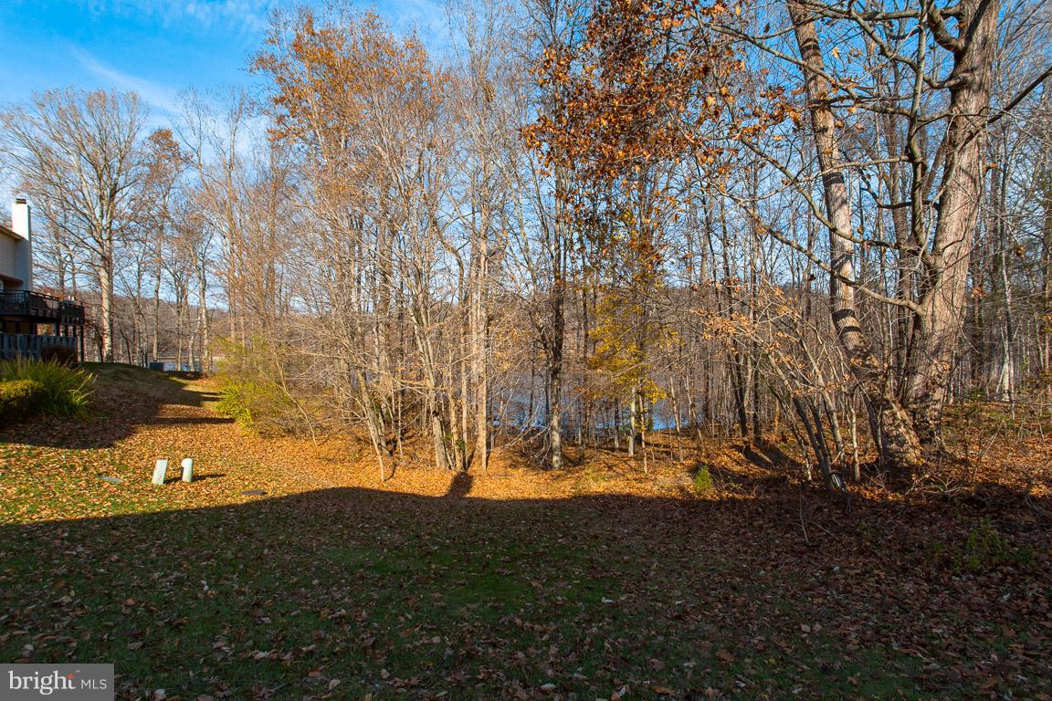 LAKE RIDGE - Residential