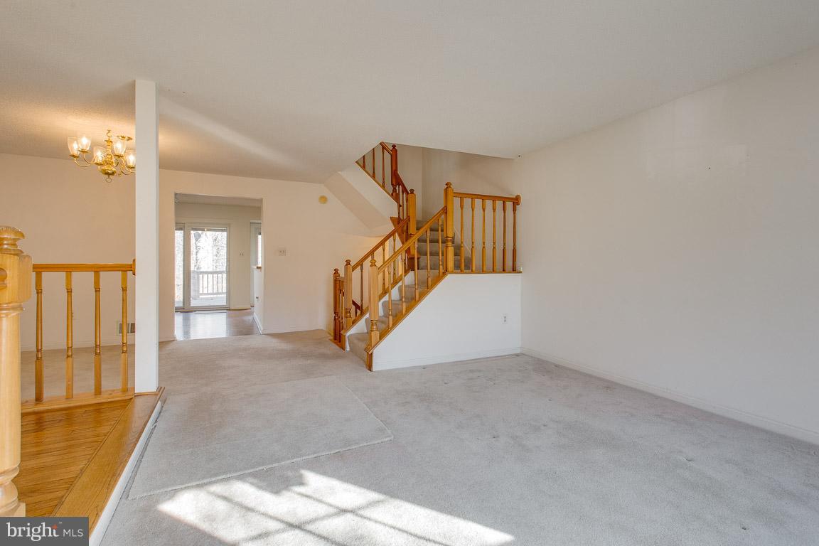 LAKE RIDGE - Residential