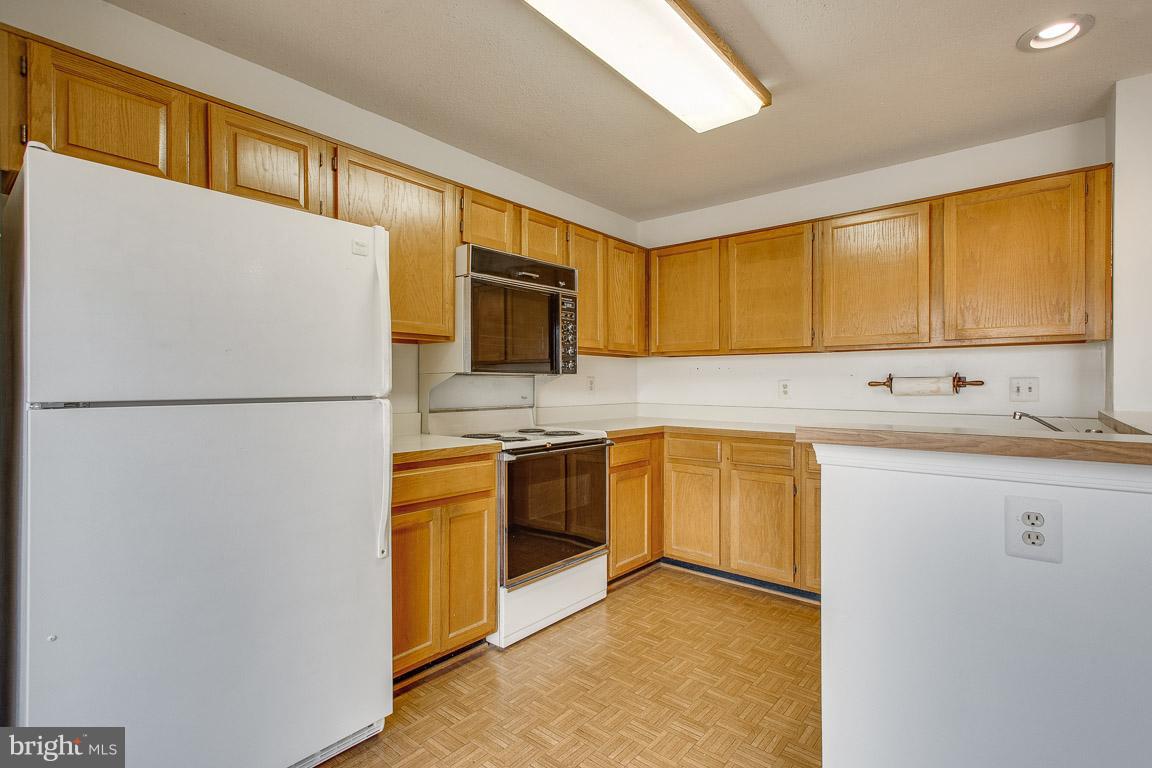 LAKE RIDGE - Residential