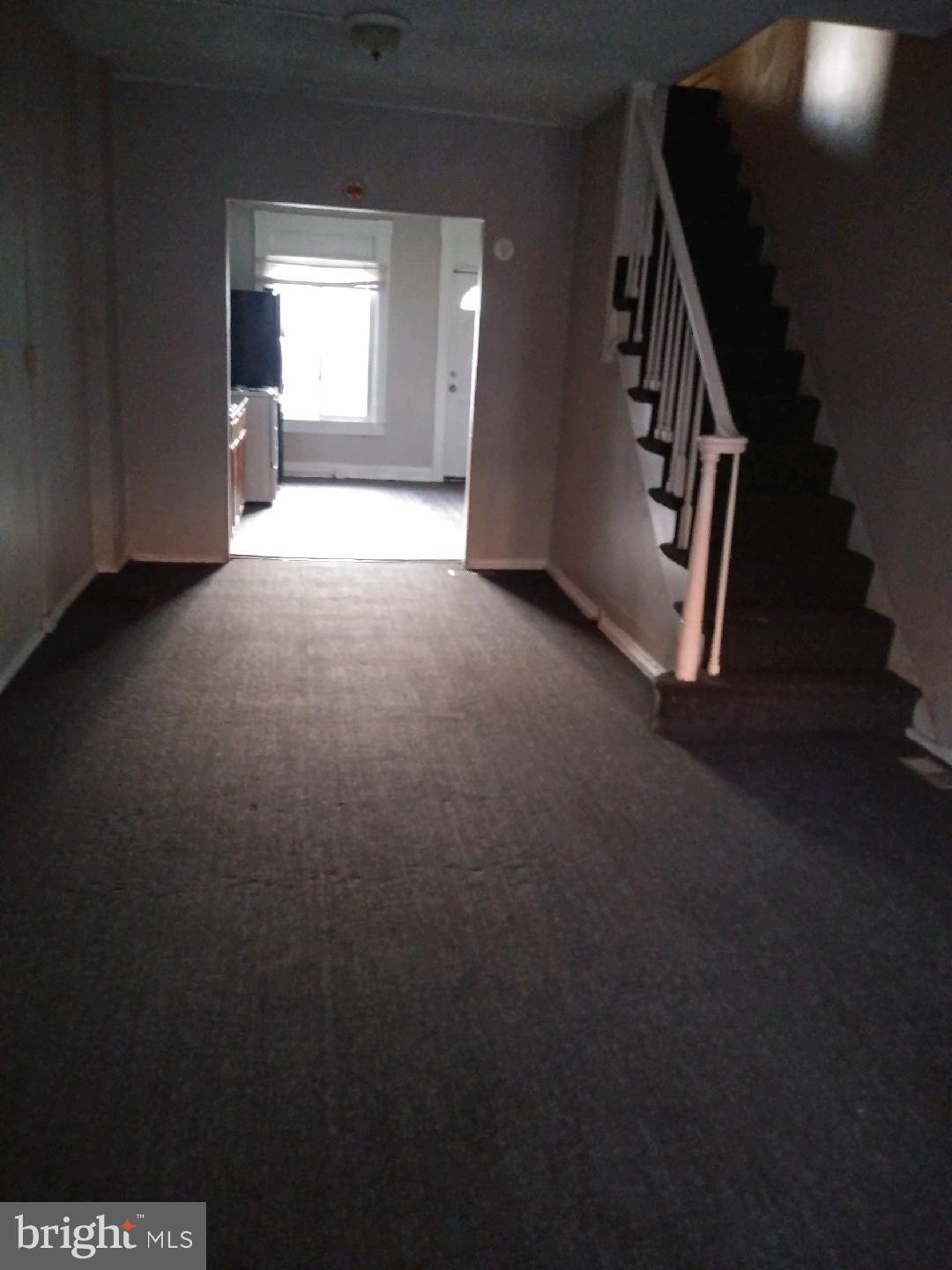 ELLWOOD PARK - Residential