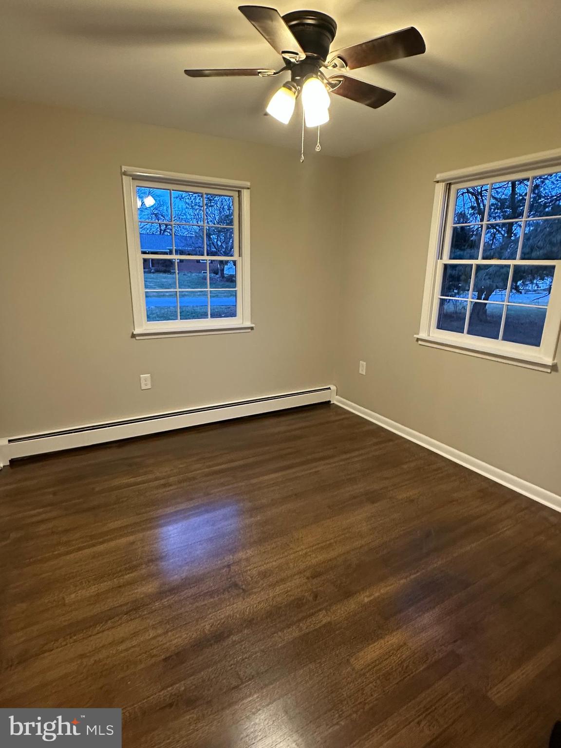 BROADVIEW ACRES - Residential Lease