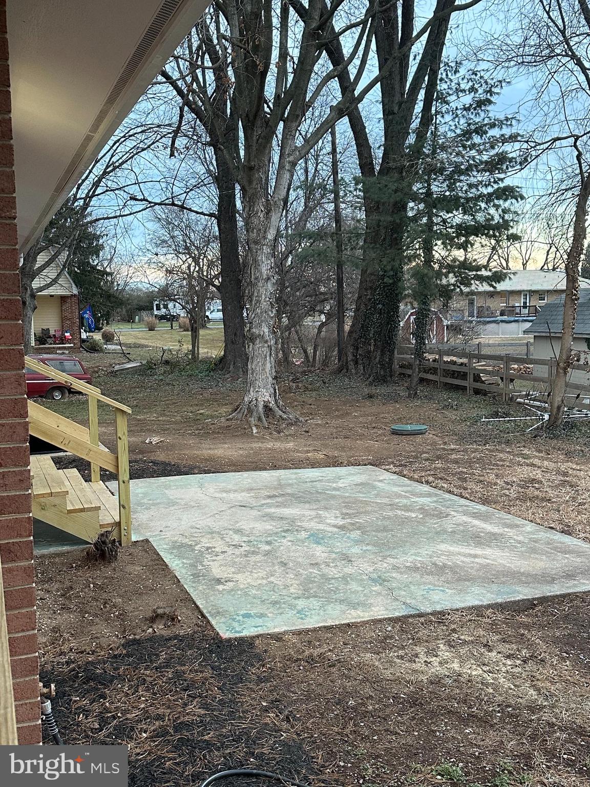 BROADVIEW ACRES - Residential Lease