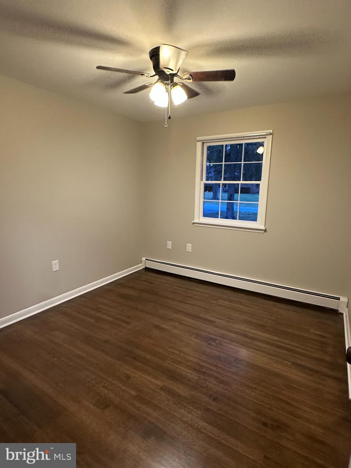 BROADVIEW ACRES - Residential Lease