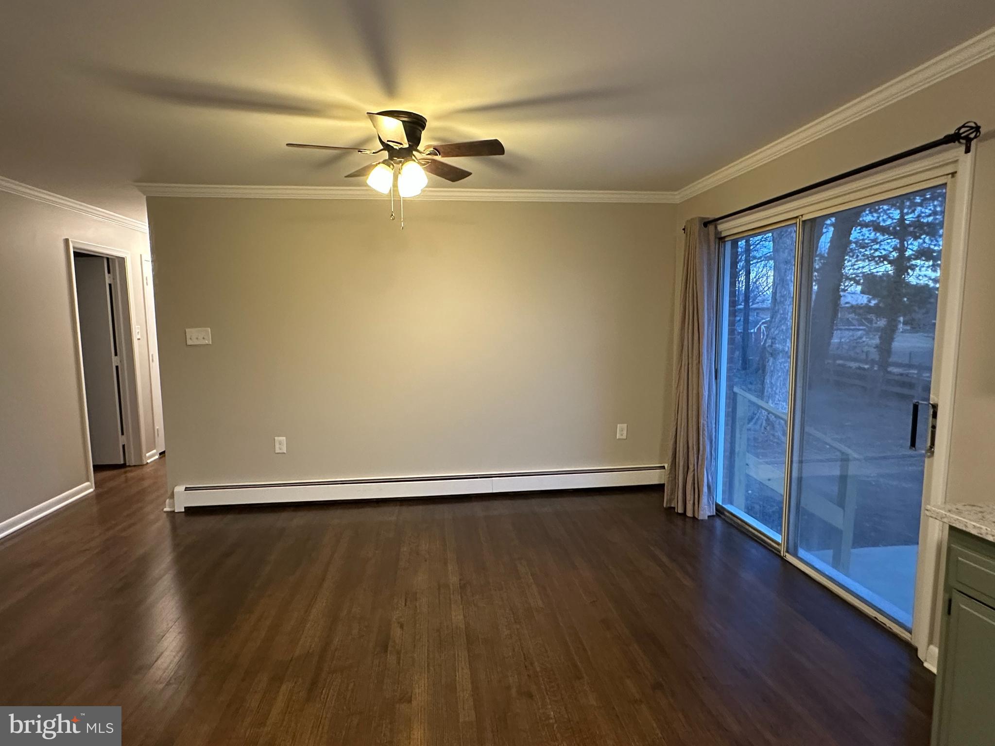 BROADVIEW ACRES - Residential Lease