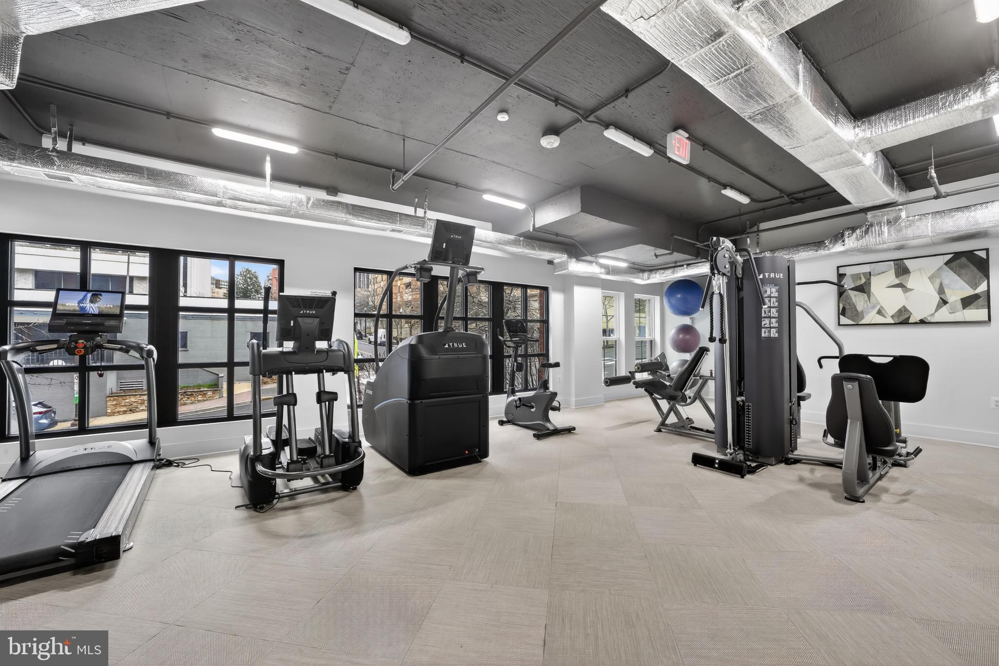 KEY AND NASH - Residential