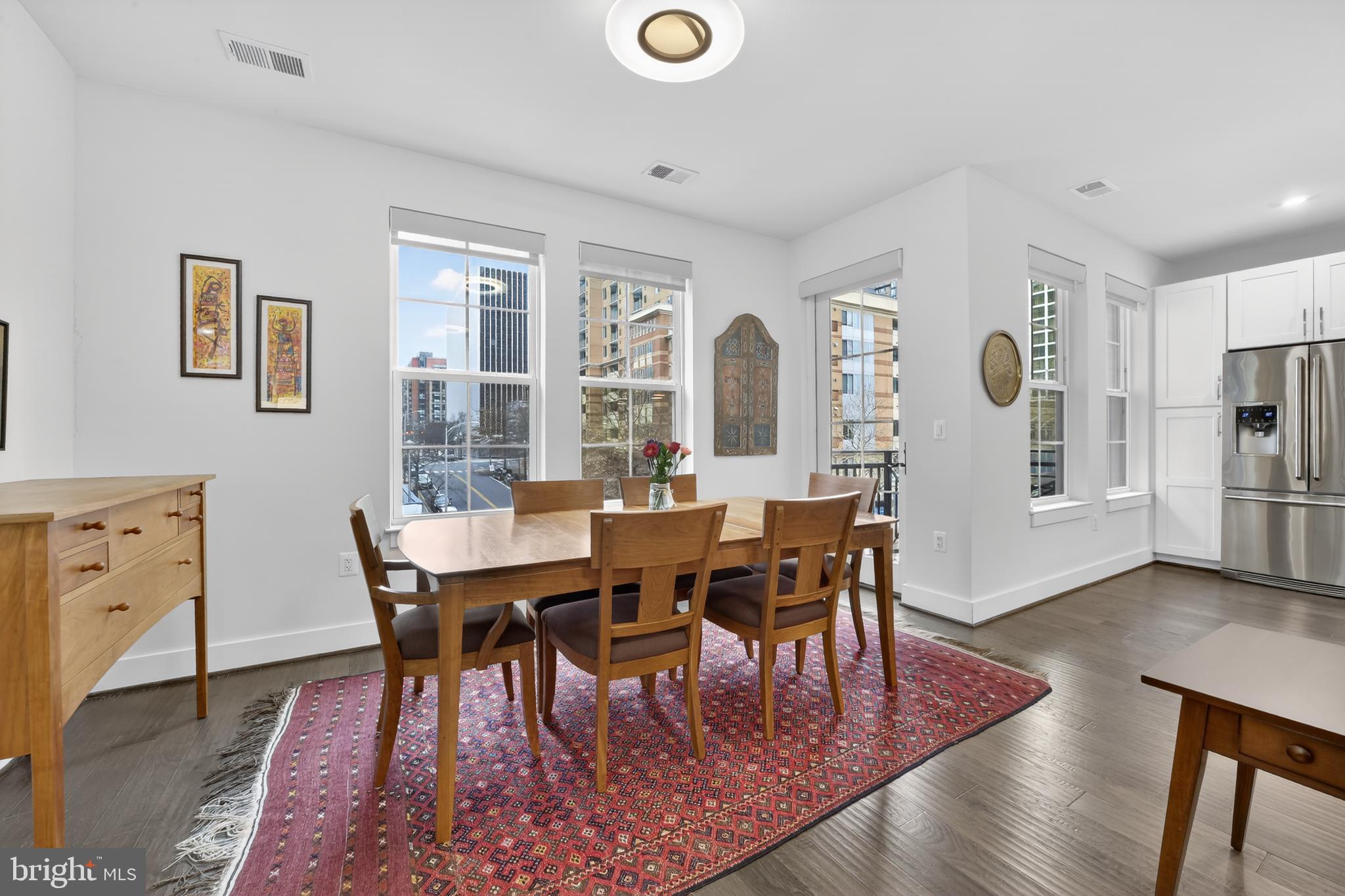 KEY AND NASH - Residential