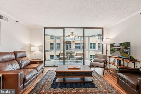 1024 N UTAH STREET 524 ARLINGTON VA 22201