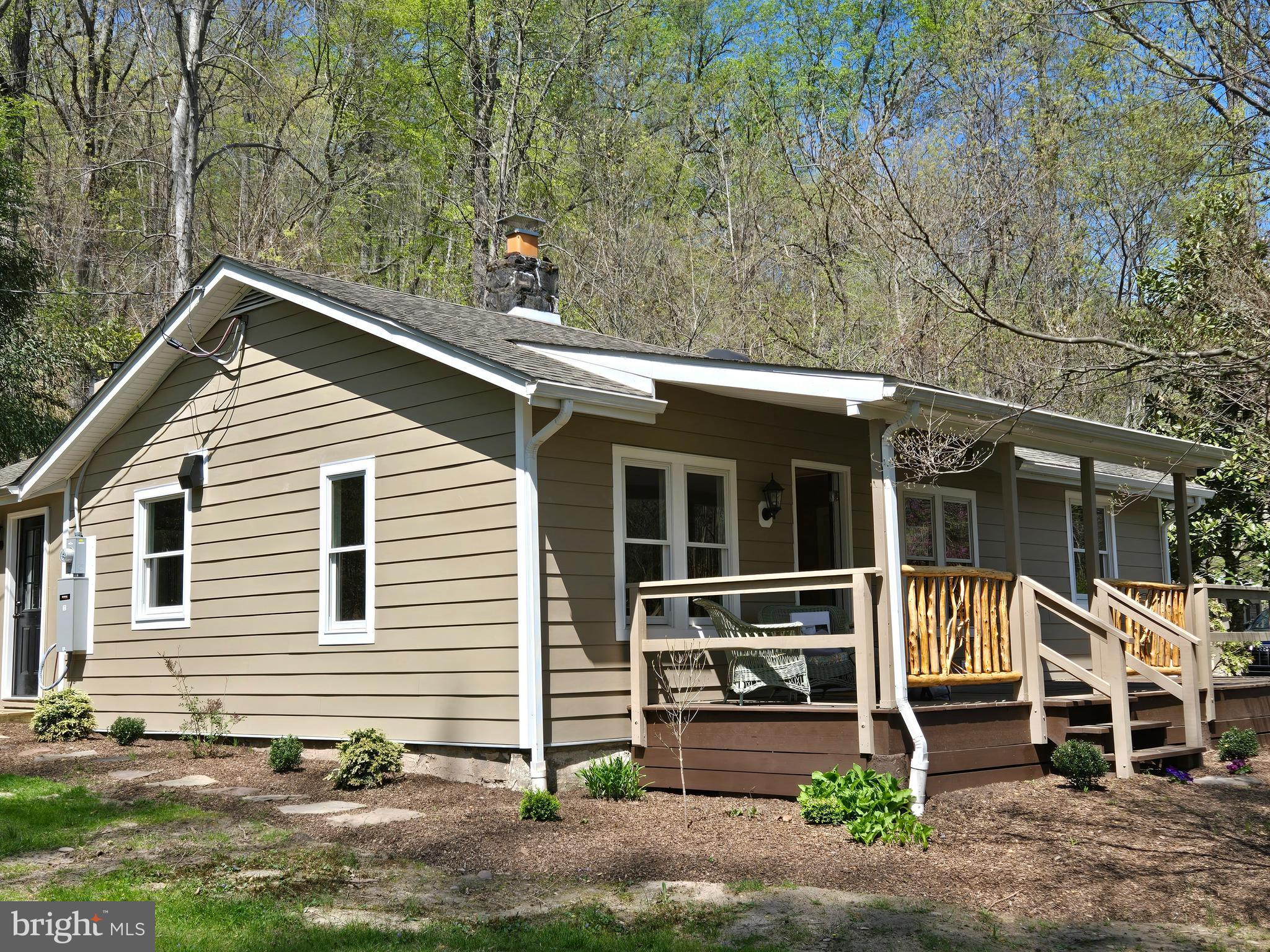 170 RIVER ROAD