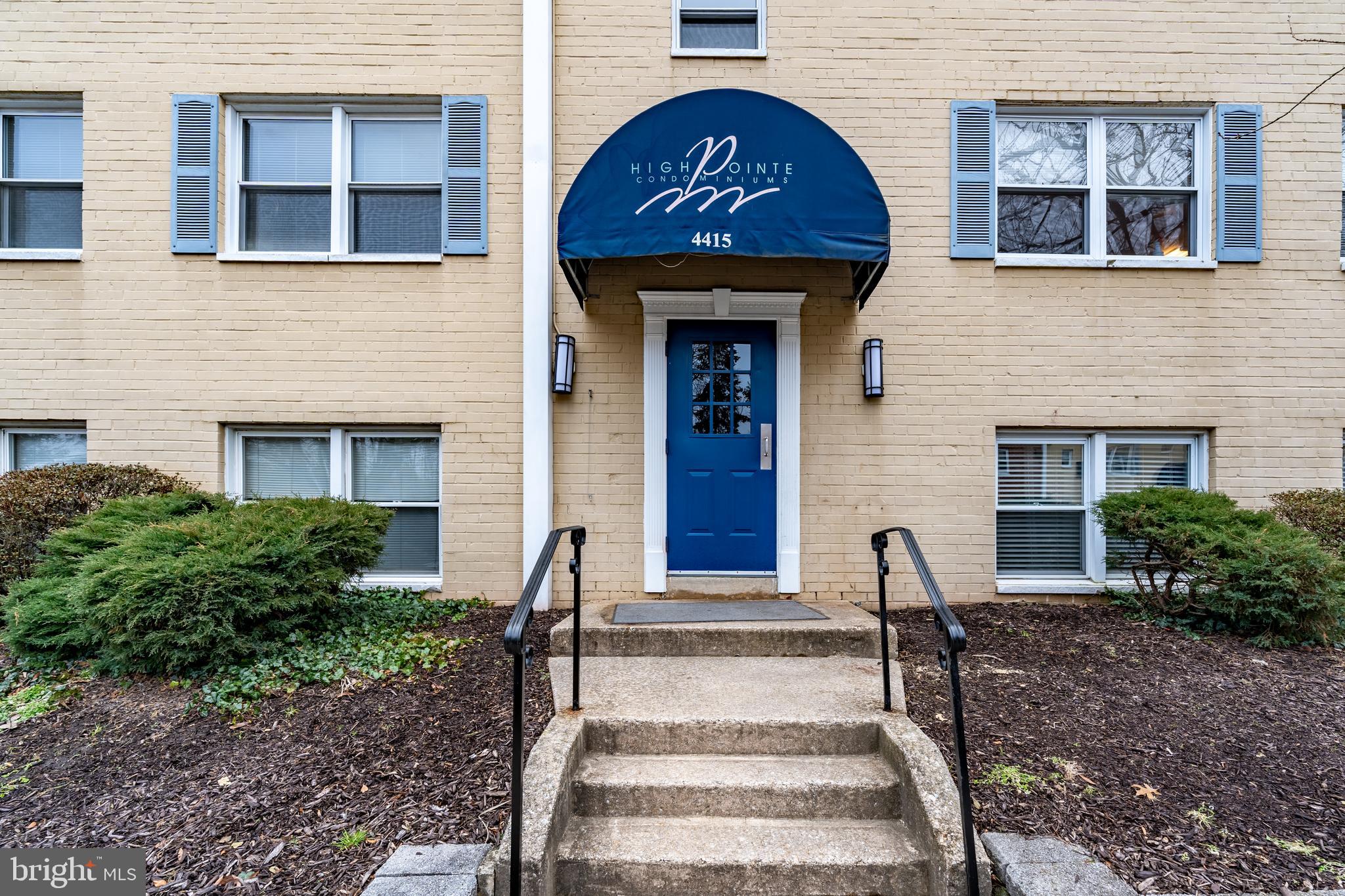 HIGHPOINTE CONDOMINIUM - Residential