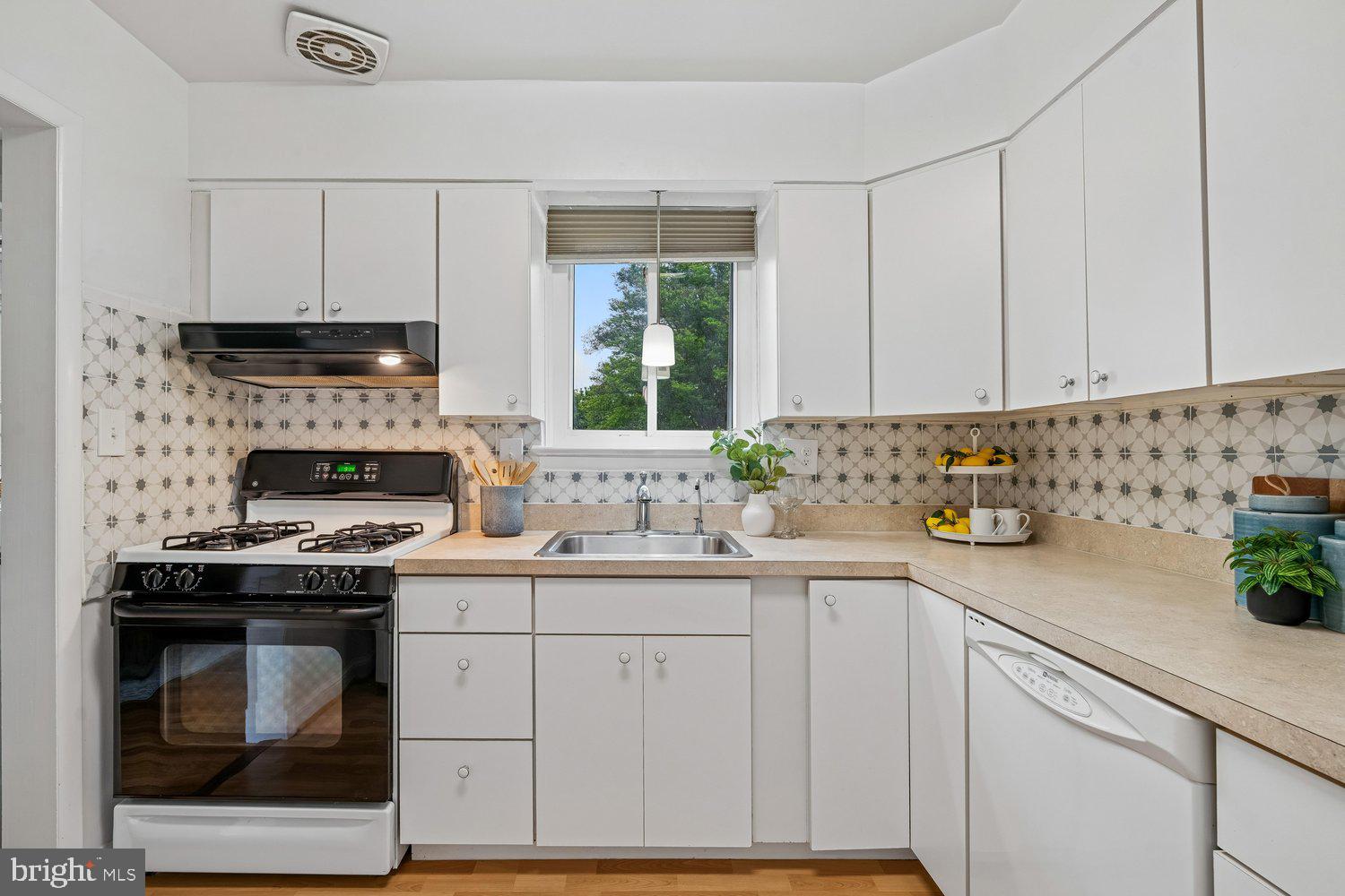 FAIRWAY - Residential