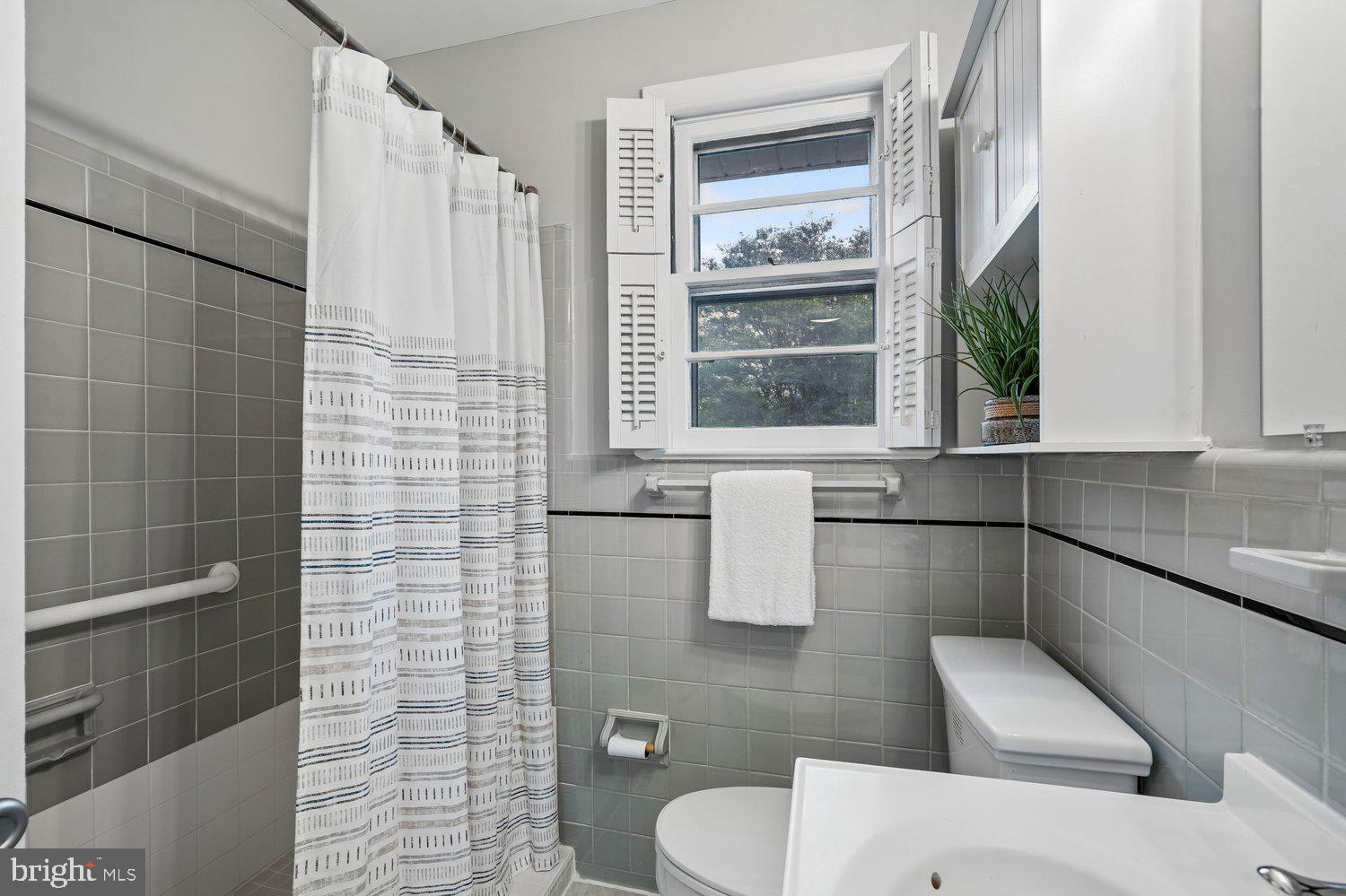 FAIRWAY - Residential