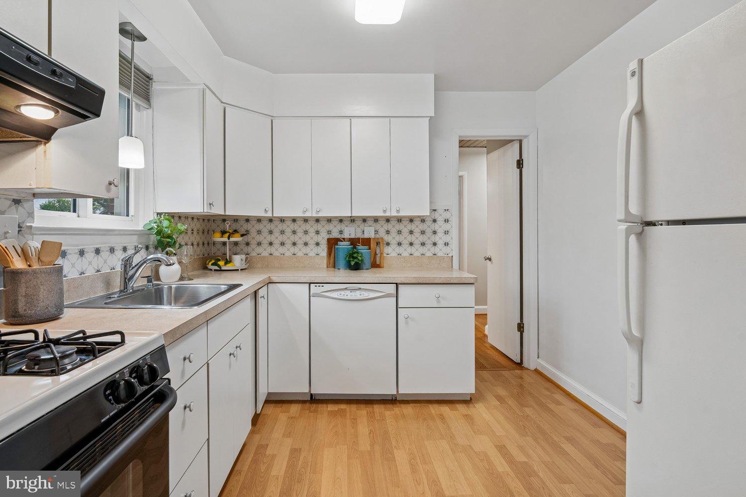 FAIRWAY - Residential