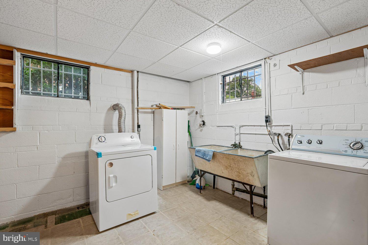 FAIRWAY - Residential