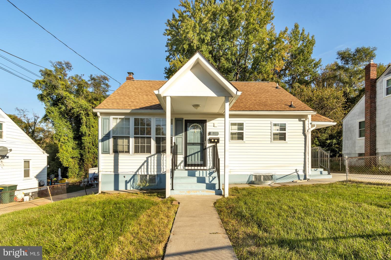 PALMER HEIGHTS - Residential Lease