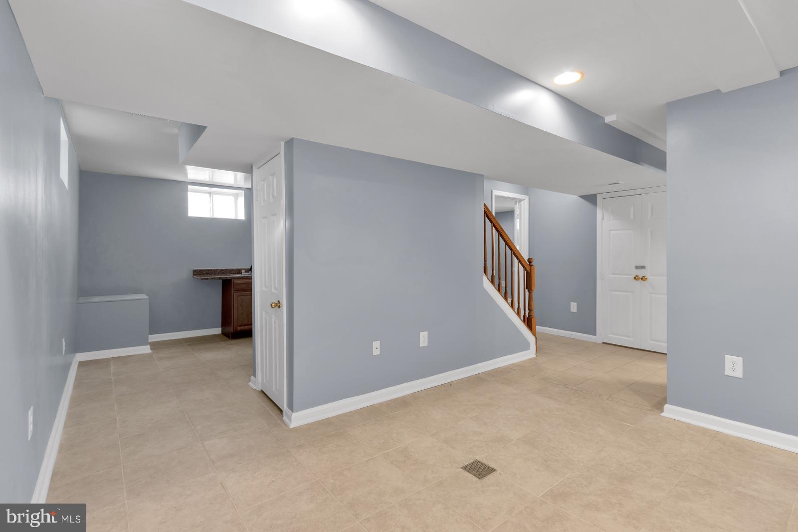 PALMER HEIGHTS - Residential Lease