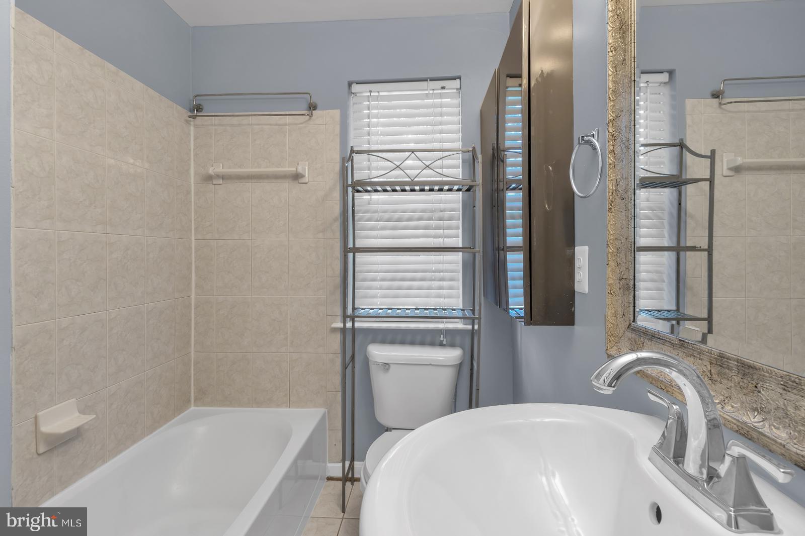 PALMER HEIGHTS - Residential Lease